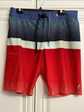 Hurley Men's Size 34 Phantom Surf Swim Boardshorts Red, White, Blue Beach Pool